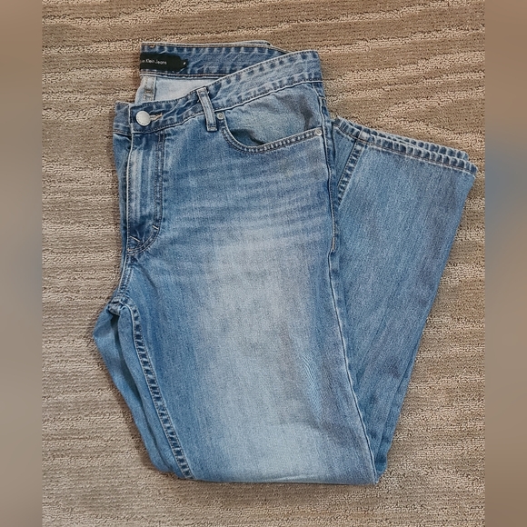 Calvin Klein Jeans - Picture 1 of 4